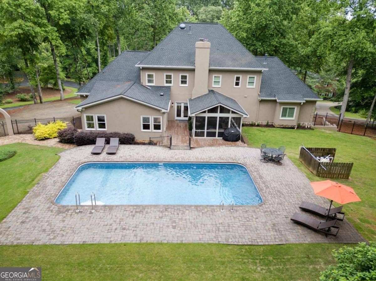 Johns Creek, GA 30022,9950 Farmbrook LN
