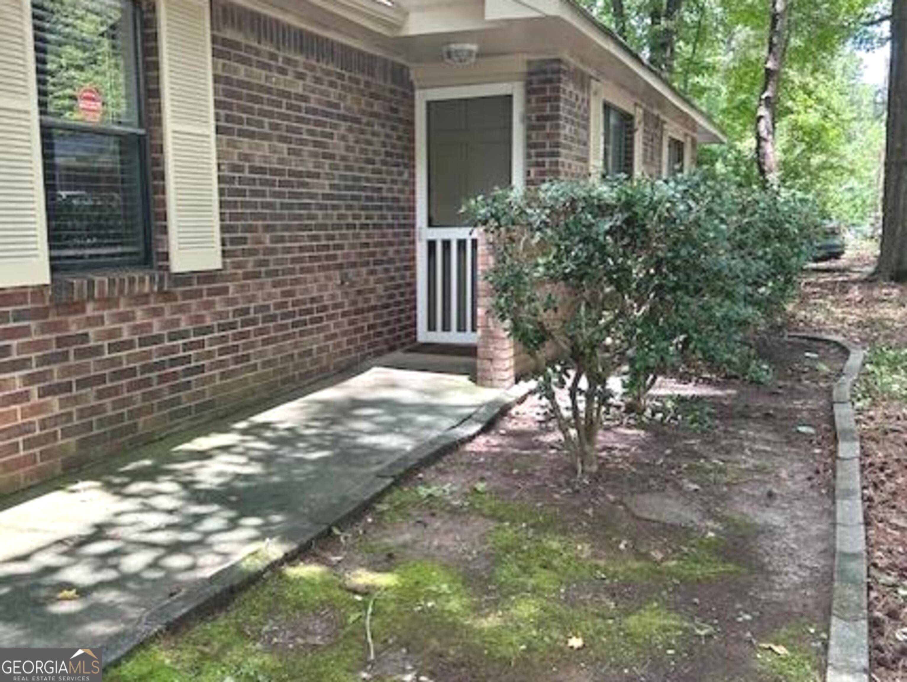 Fayetteville, GA 30214,110 Meadowbrook CT