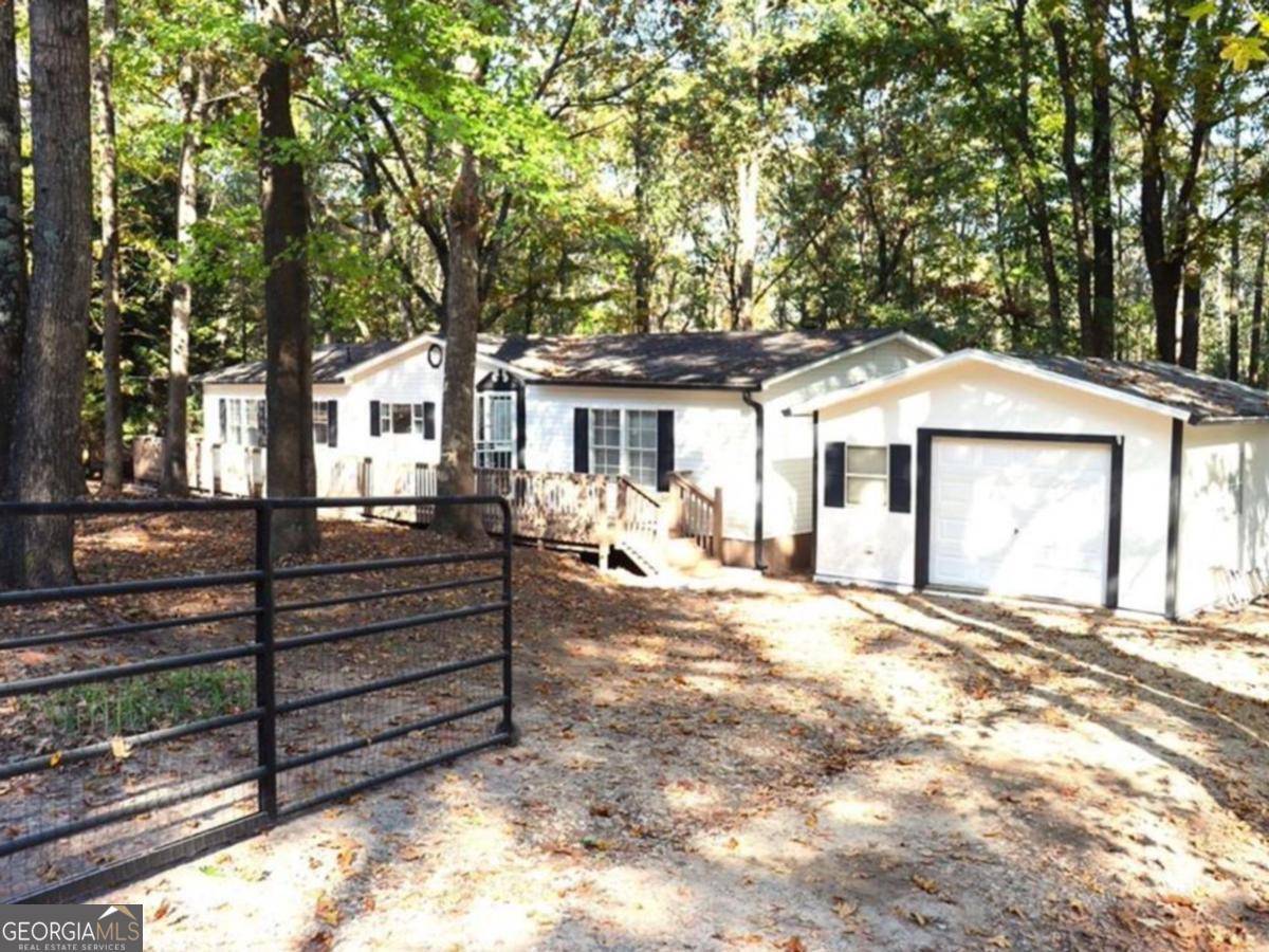 Pendergrass, GA 30567,576 Nichols RD