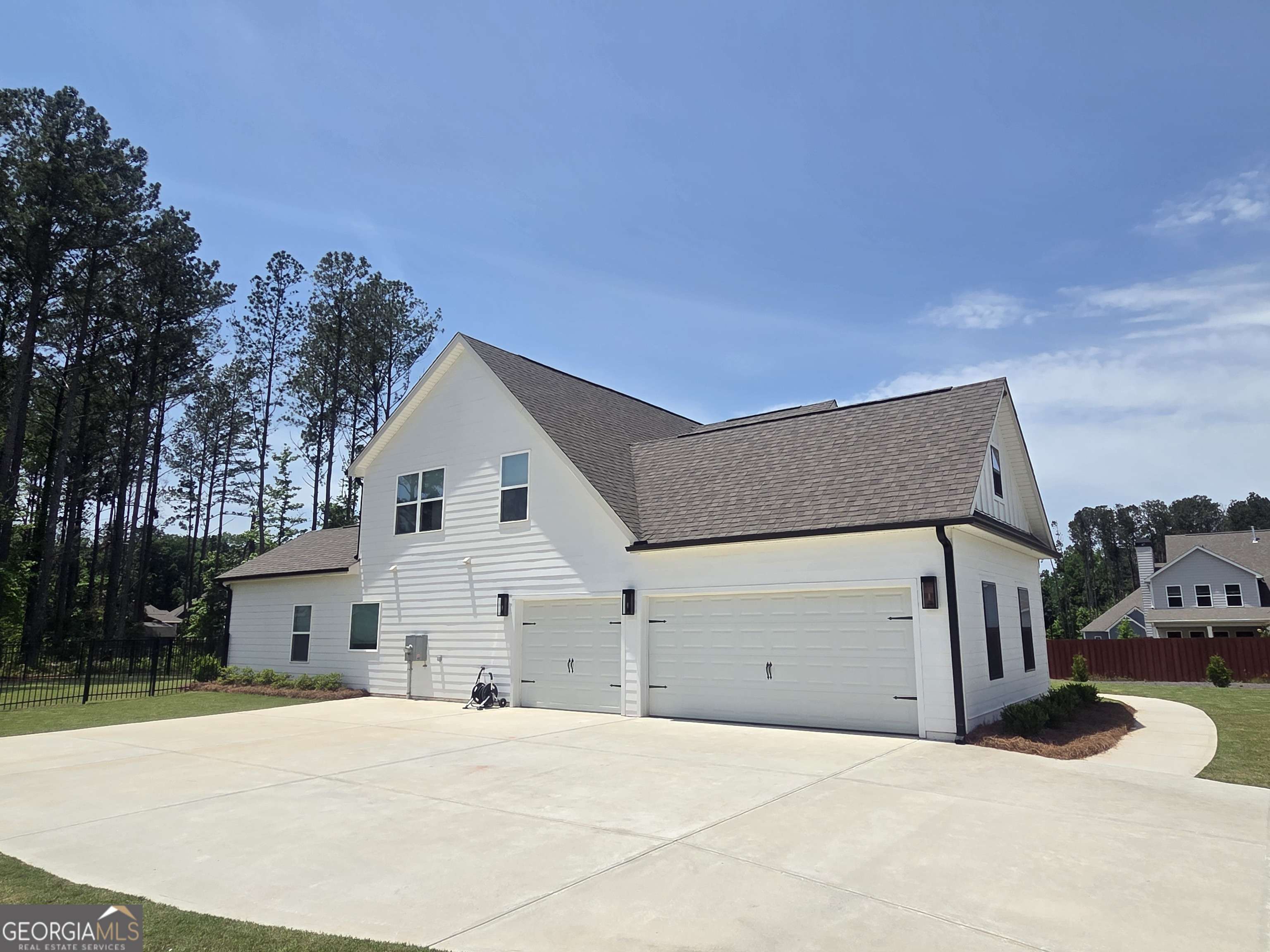 Senoia, GA 30276,35 Perkins CV