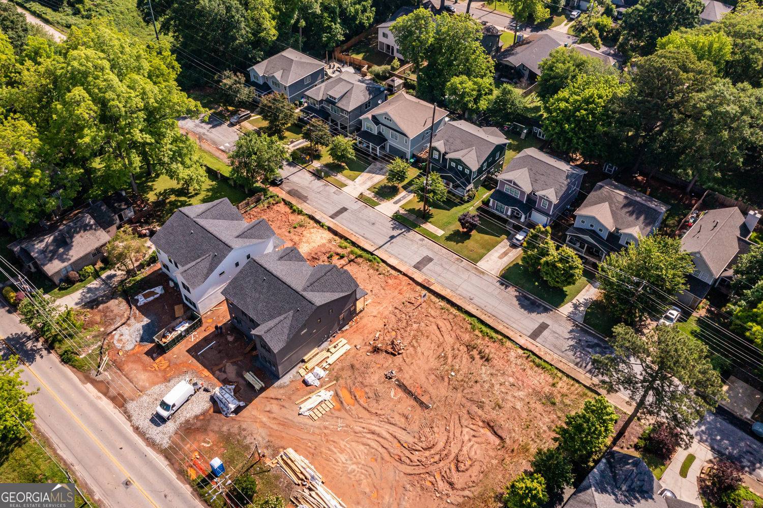 Avondale Estates, GA 30002,272 1st AVE