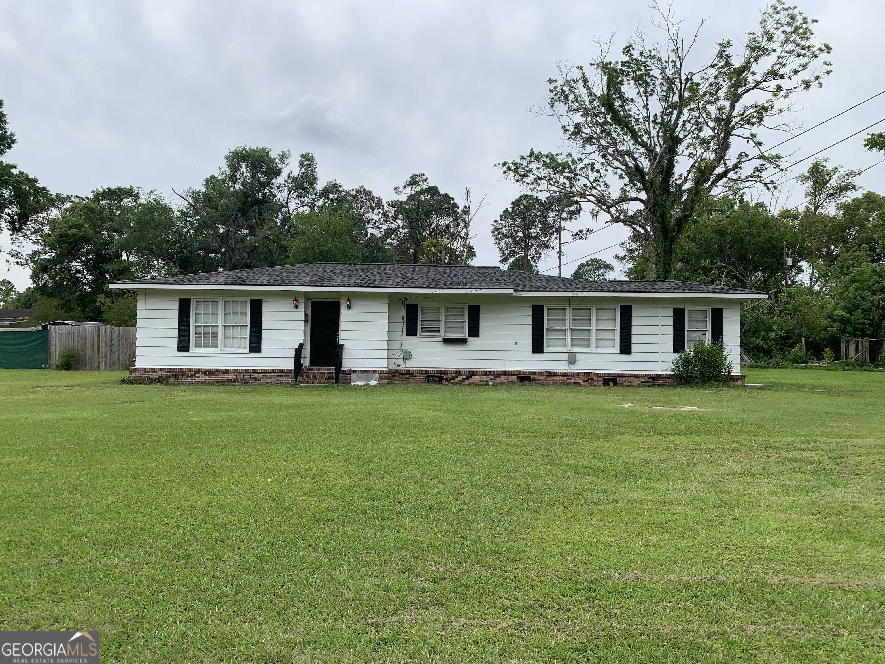 Homerville, GA 31634,132 W Forest AVE