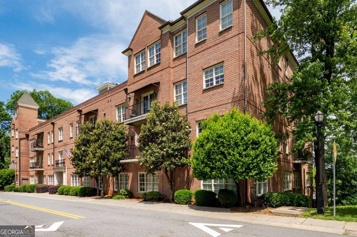 Marietta, GA 30060,351 Washington AVE NE #205