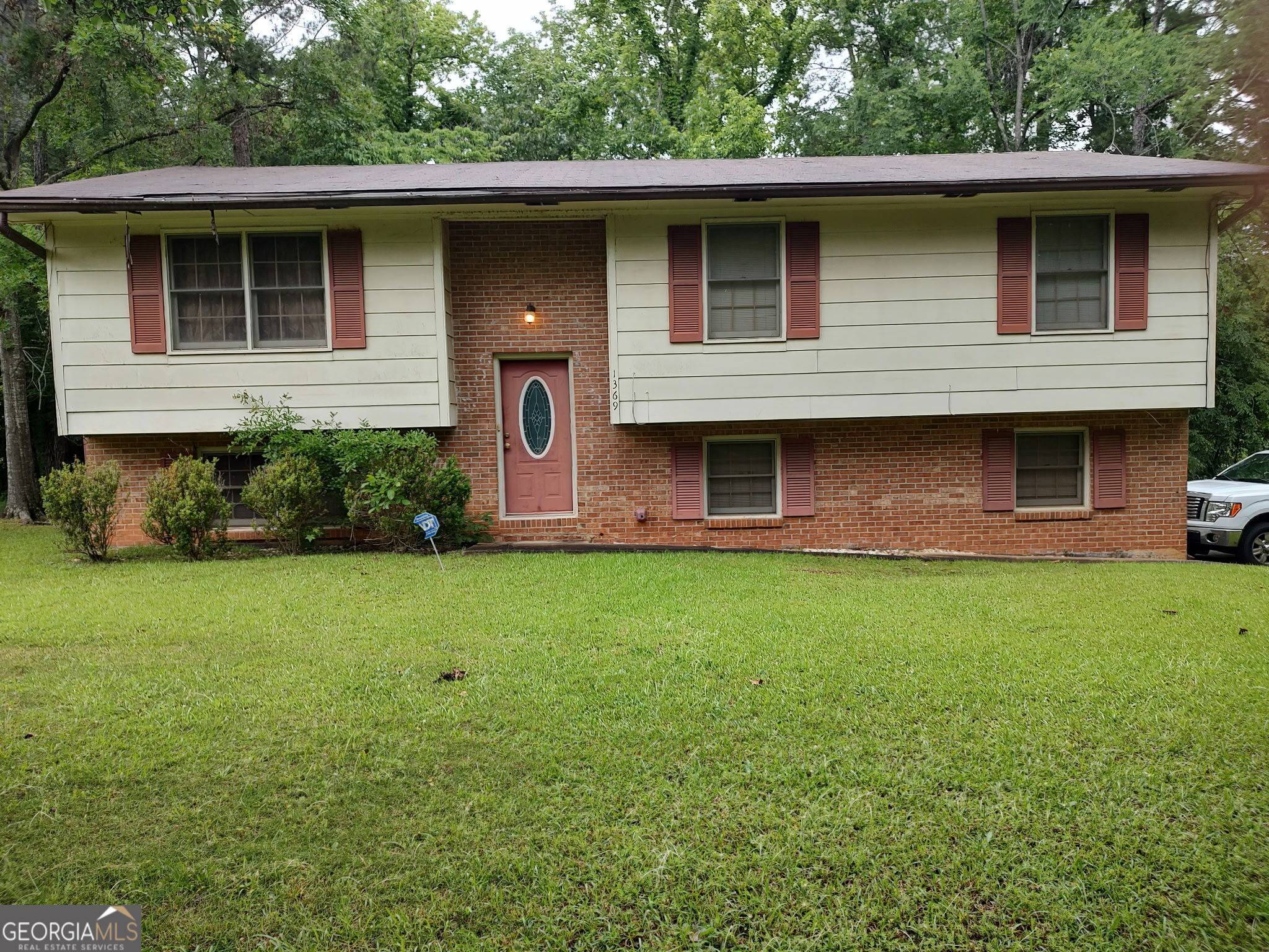 Macon, GA 31220,1369 King Arthur Dr.