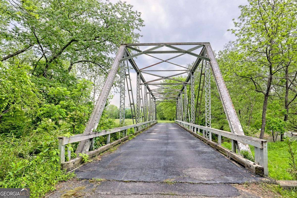 Warne, NC 28909,6487 W Old Hwy 64 W
