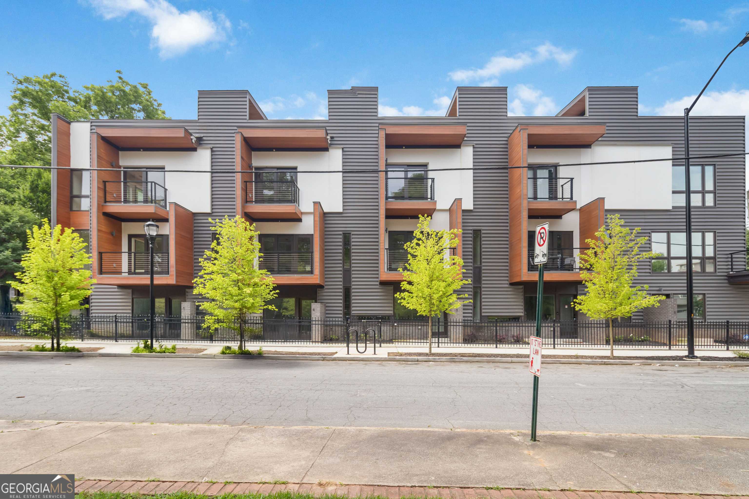 Atlanta, GA 30312,367 Parkway DR NE #4