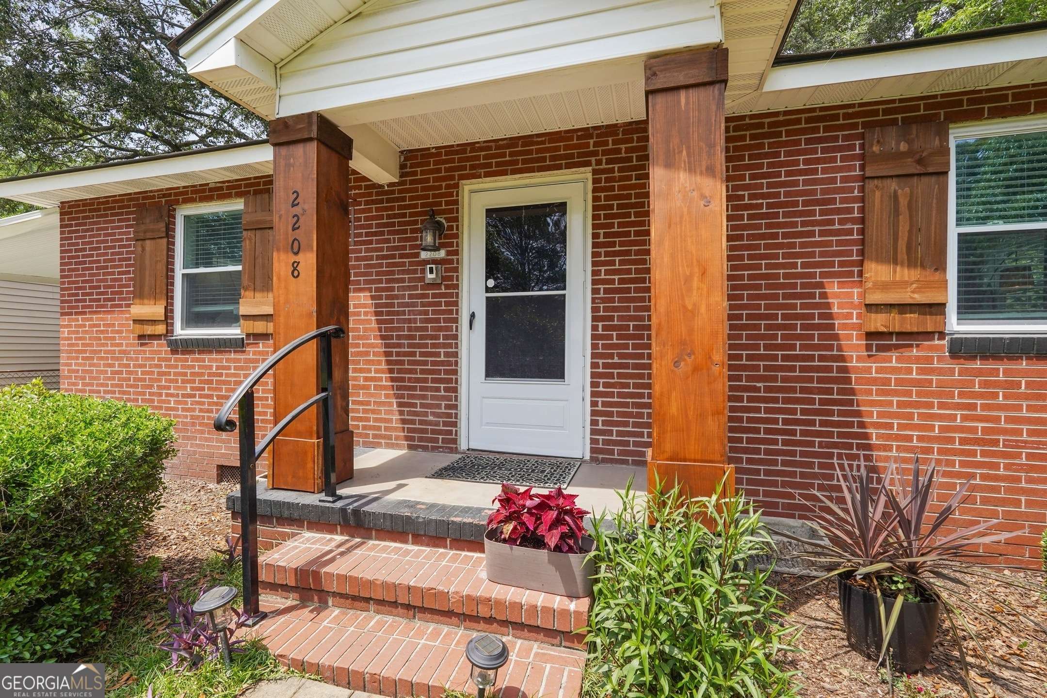 Savannah, GA 31404,2208 Causton Bluff RD