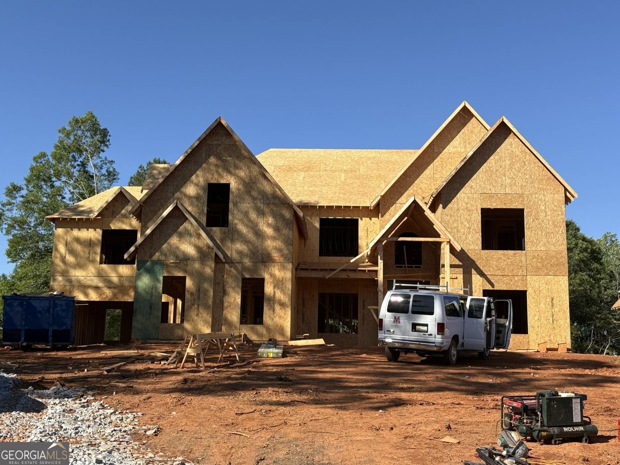 Buford, GA 30518,409 Thunder RD