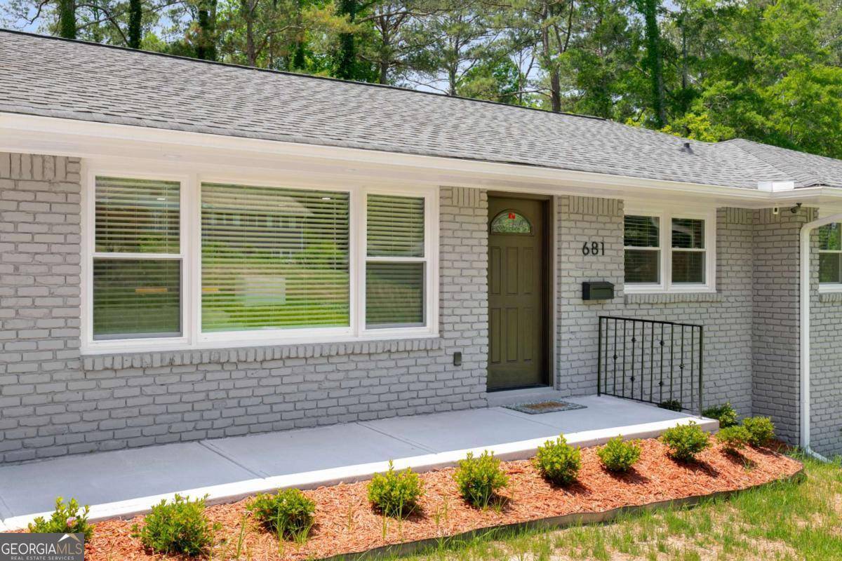 Atlanta, GA 30311,681 Fielding LN SW