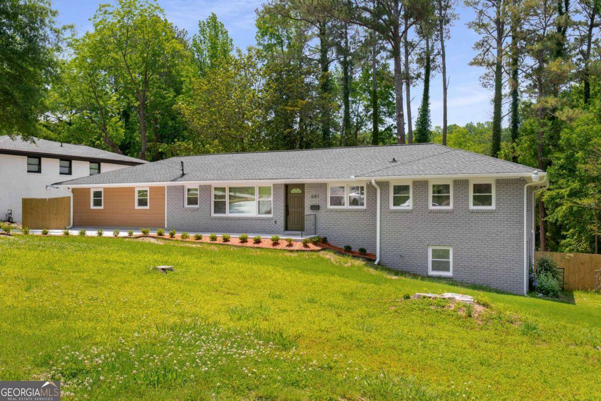 Atlanta, GA 30311,681 Fielding LN SW