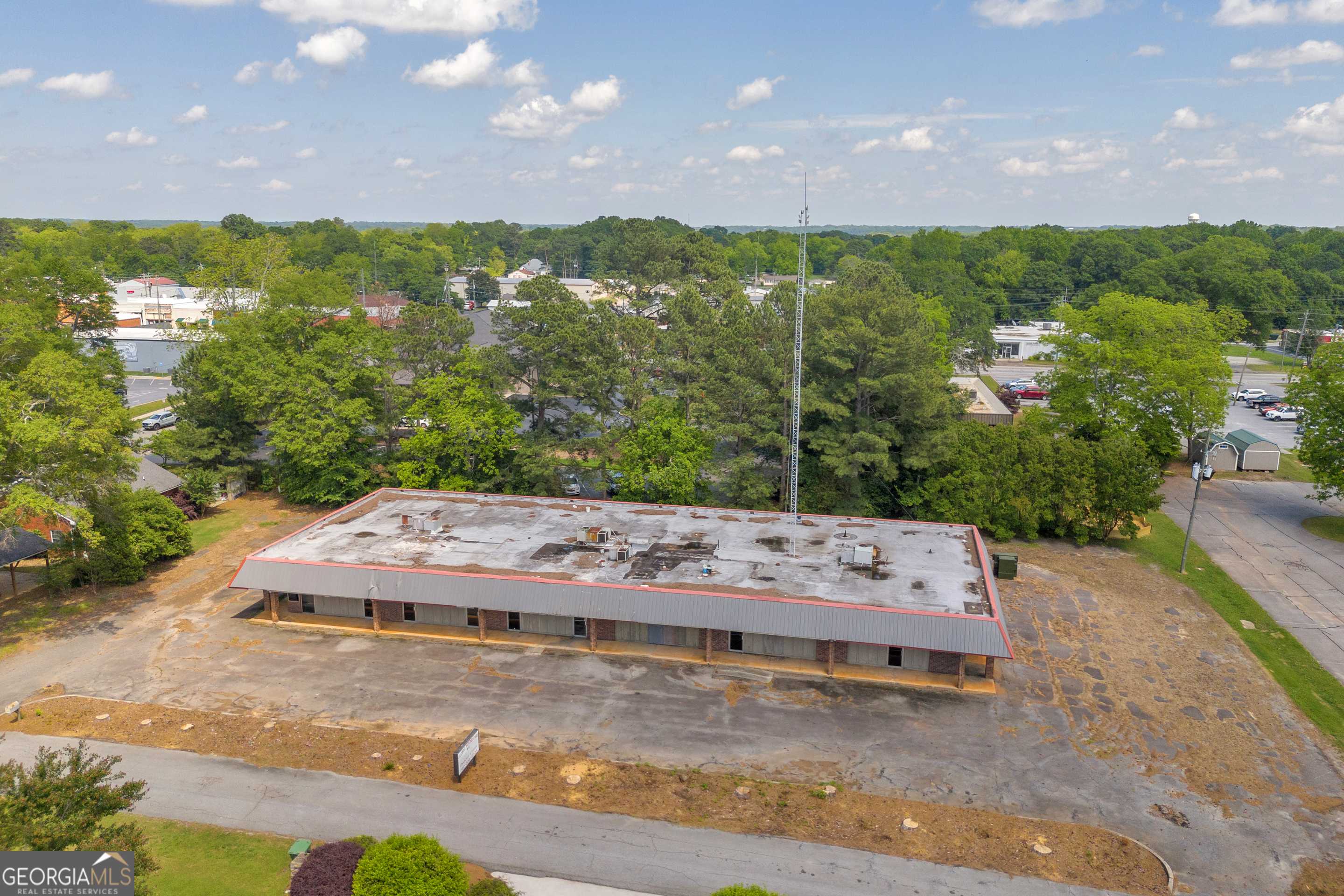 Royston, GA 30662,200 Bond ST