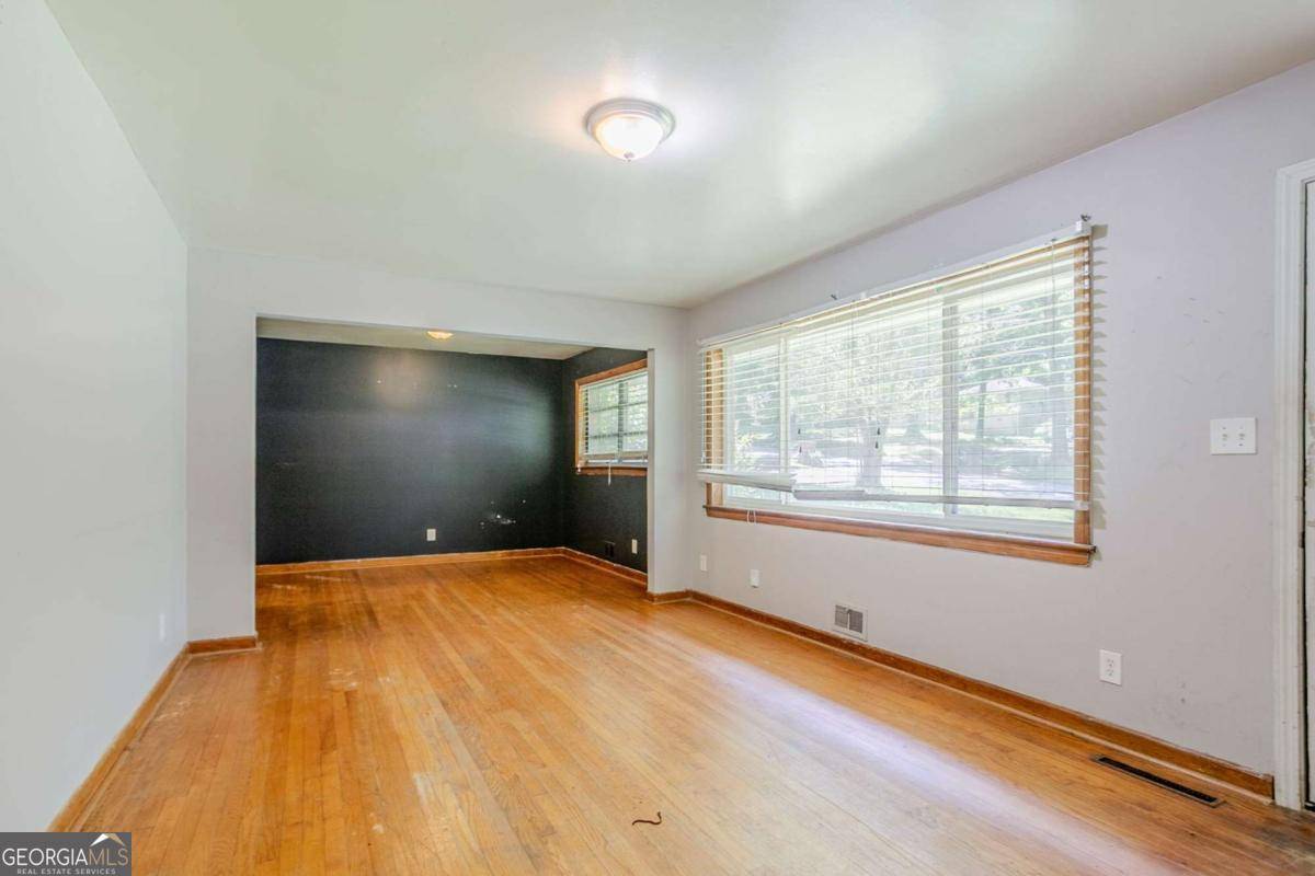 Atlanta, GA 30311,2201 Bollingbrook Drive