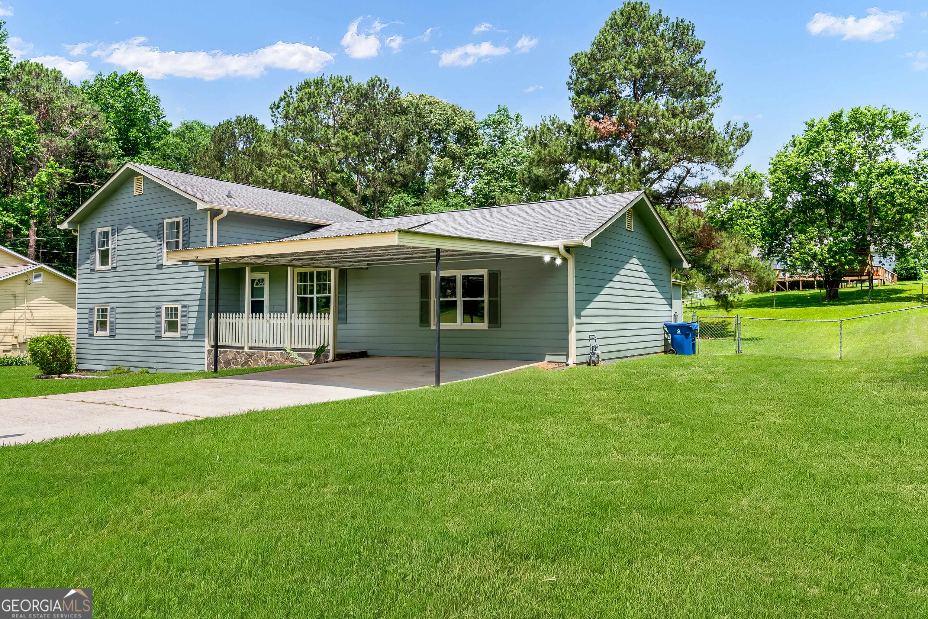 Stockbridge, GA 30281,320 Edna DR