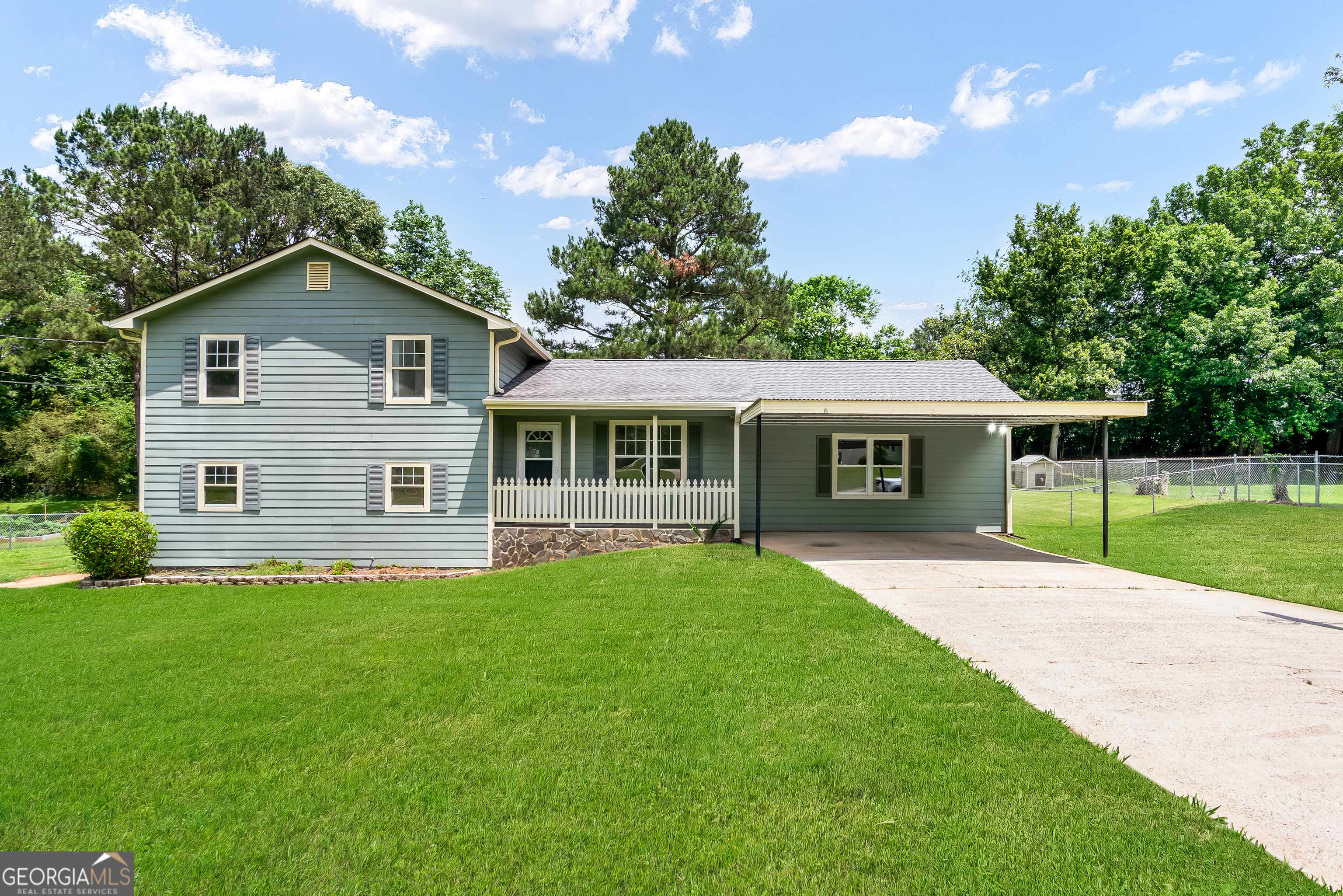Stockbridge, GA 30281,320 Edna DR
