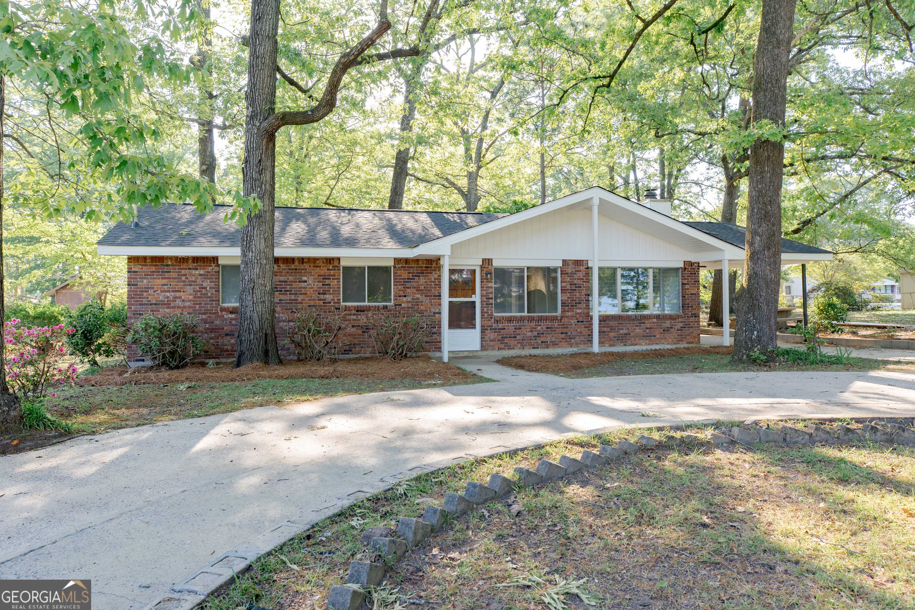 Warner Robins, GA 31088,108 Lee ST