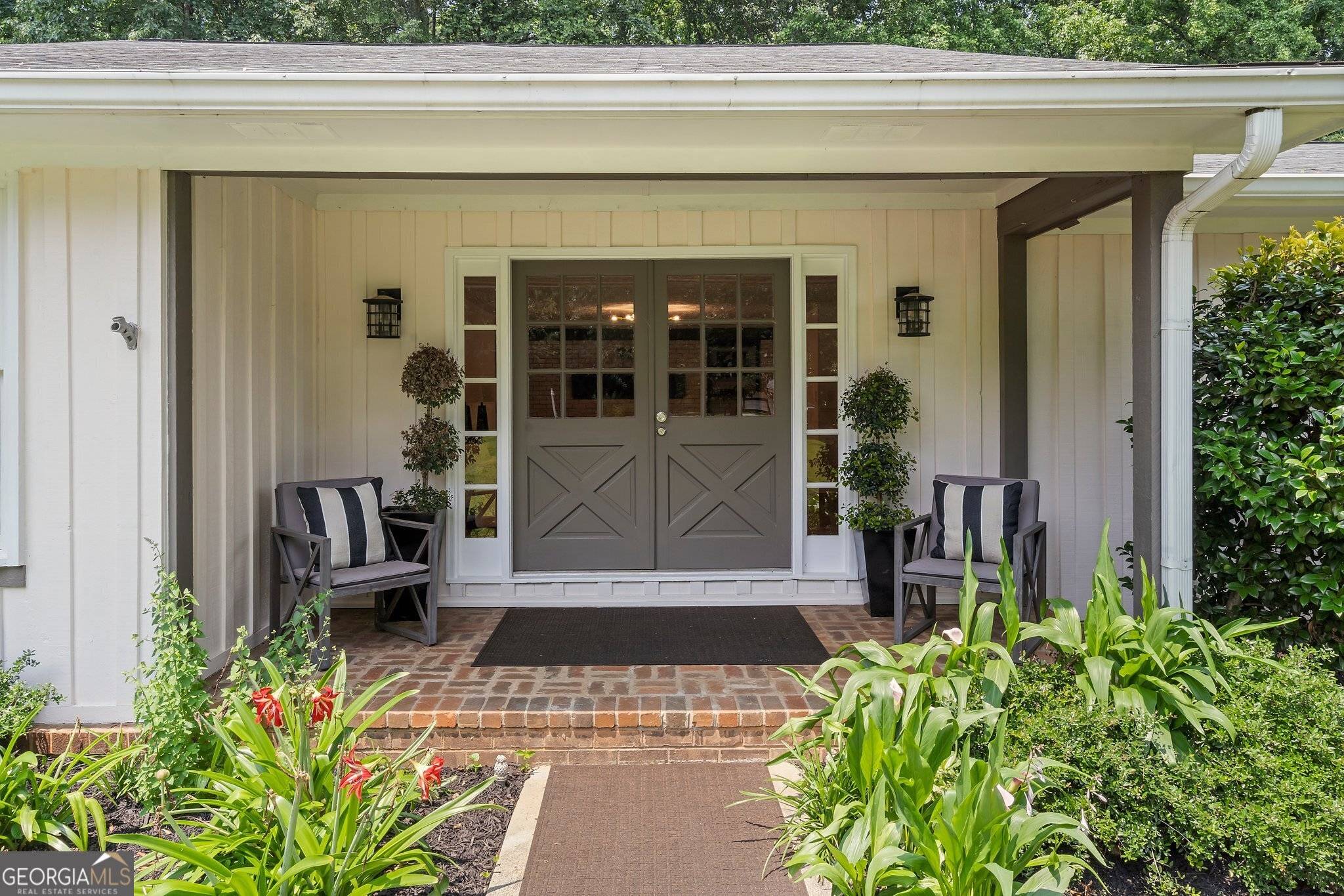 Alpharetta, GA 30009,290 Dania DR
