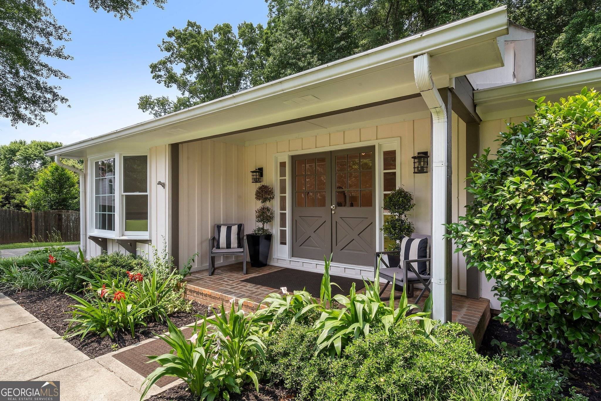 Alpharetta, GA 30009,290 Dania DR