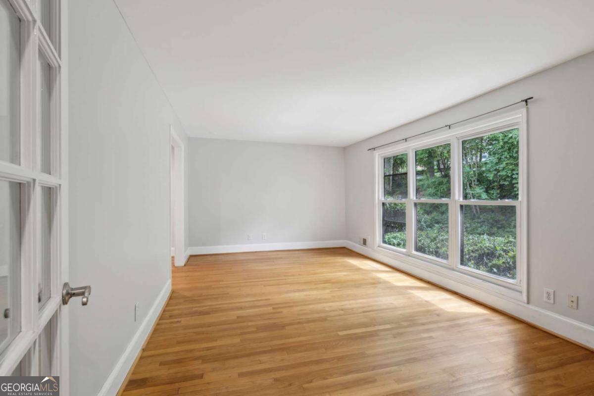 Atlanta, GA 30329,1719 Woodcliff CT NE