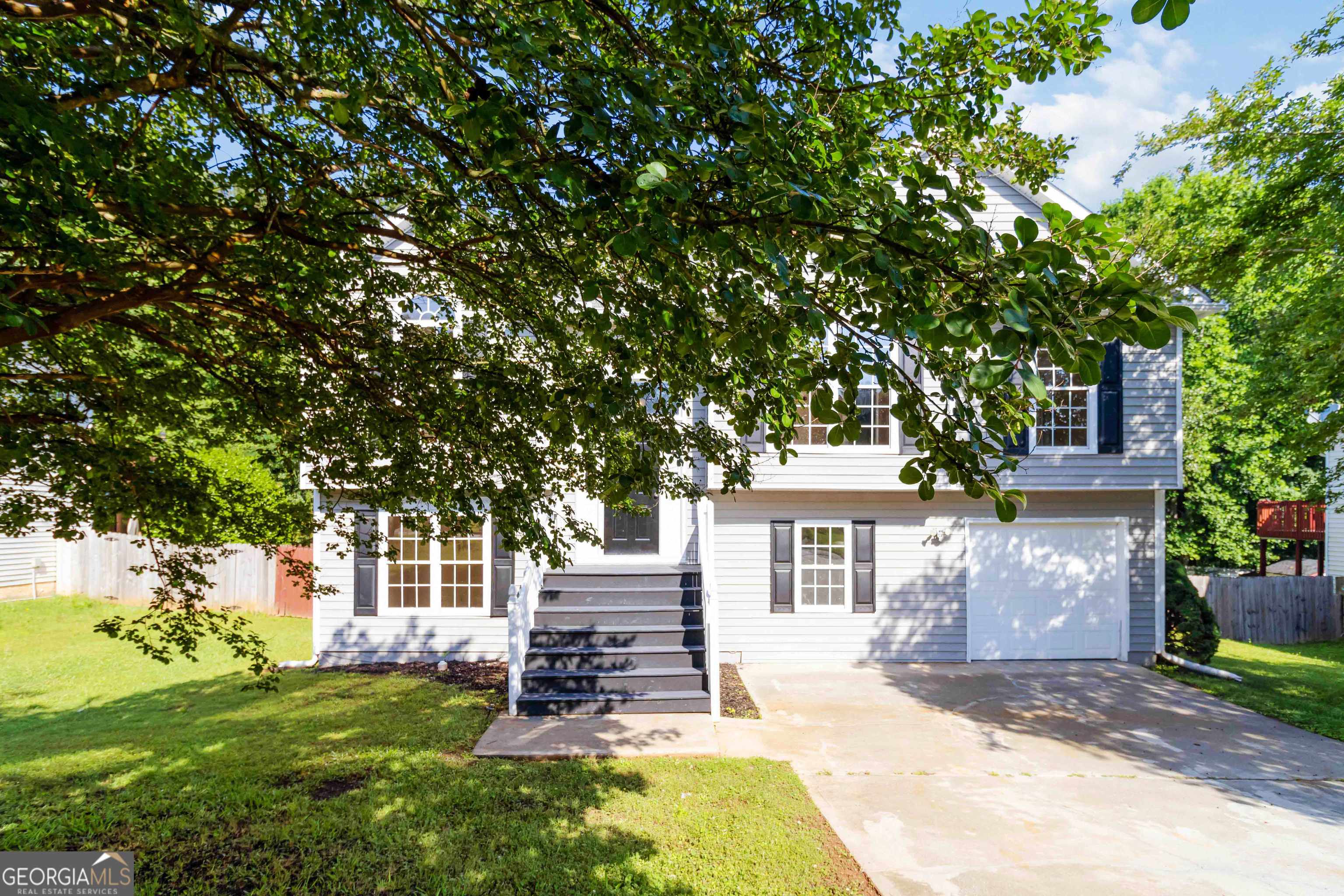 Jonesboro, GA 30236,7186 Raintree LOOP
