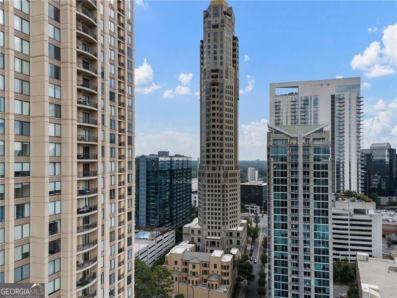 Atlanta, GA 30326,3376 Peachtree RD NE #1