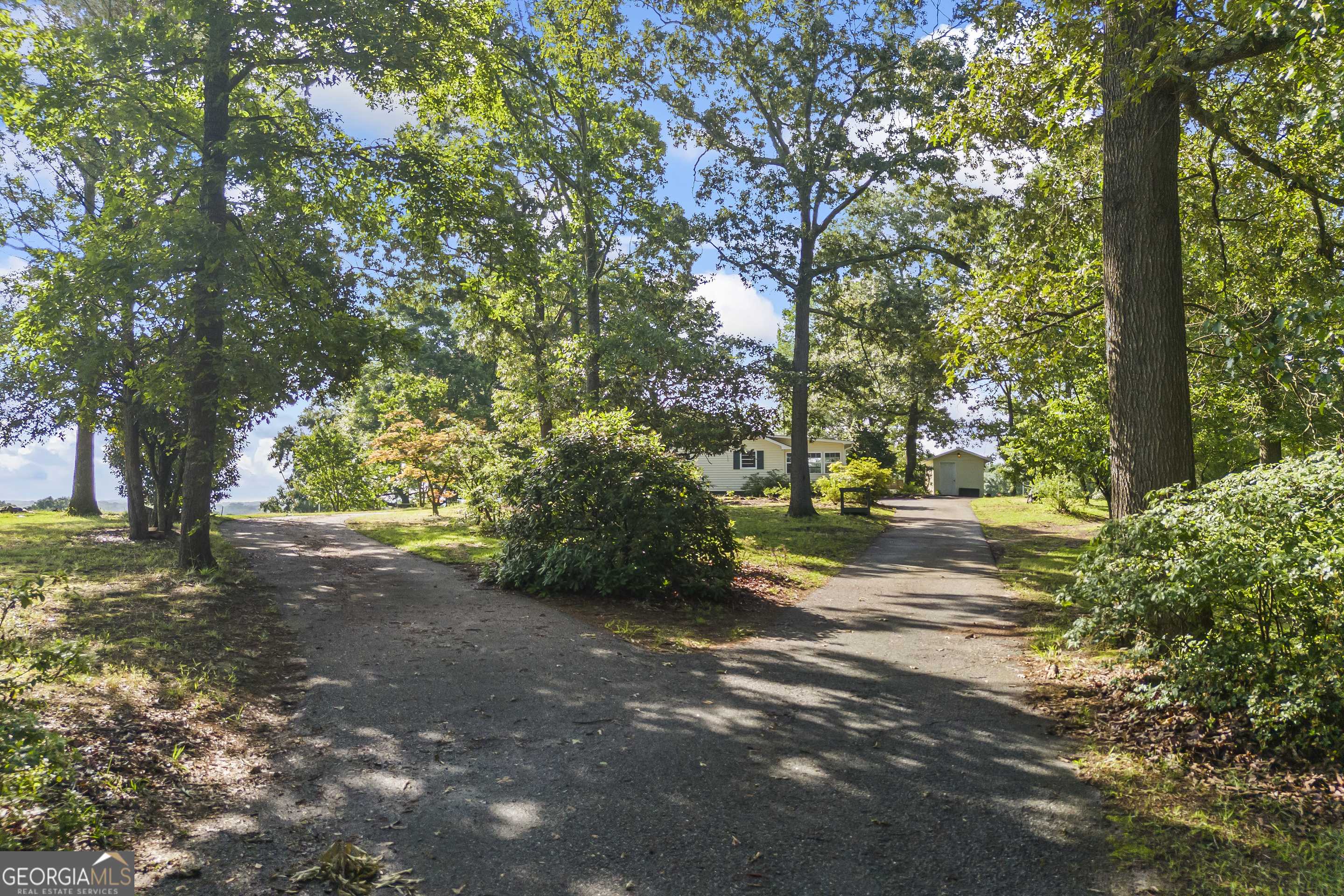 Royston, GA 30662,631 Sandy Cross RD
