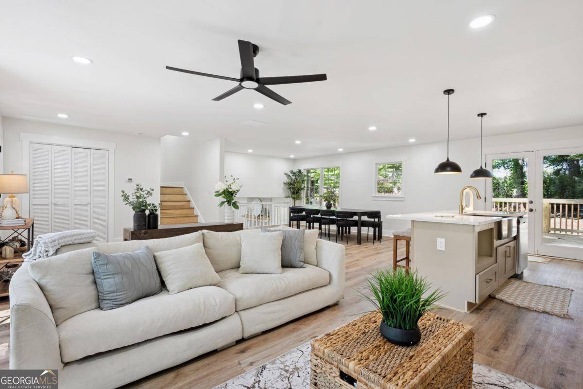 Stone Mountain, GA 30083,4745 Elam Forest DR