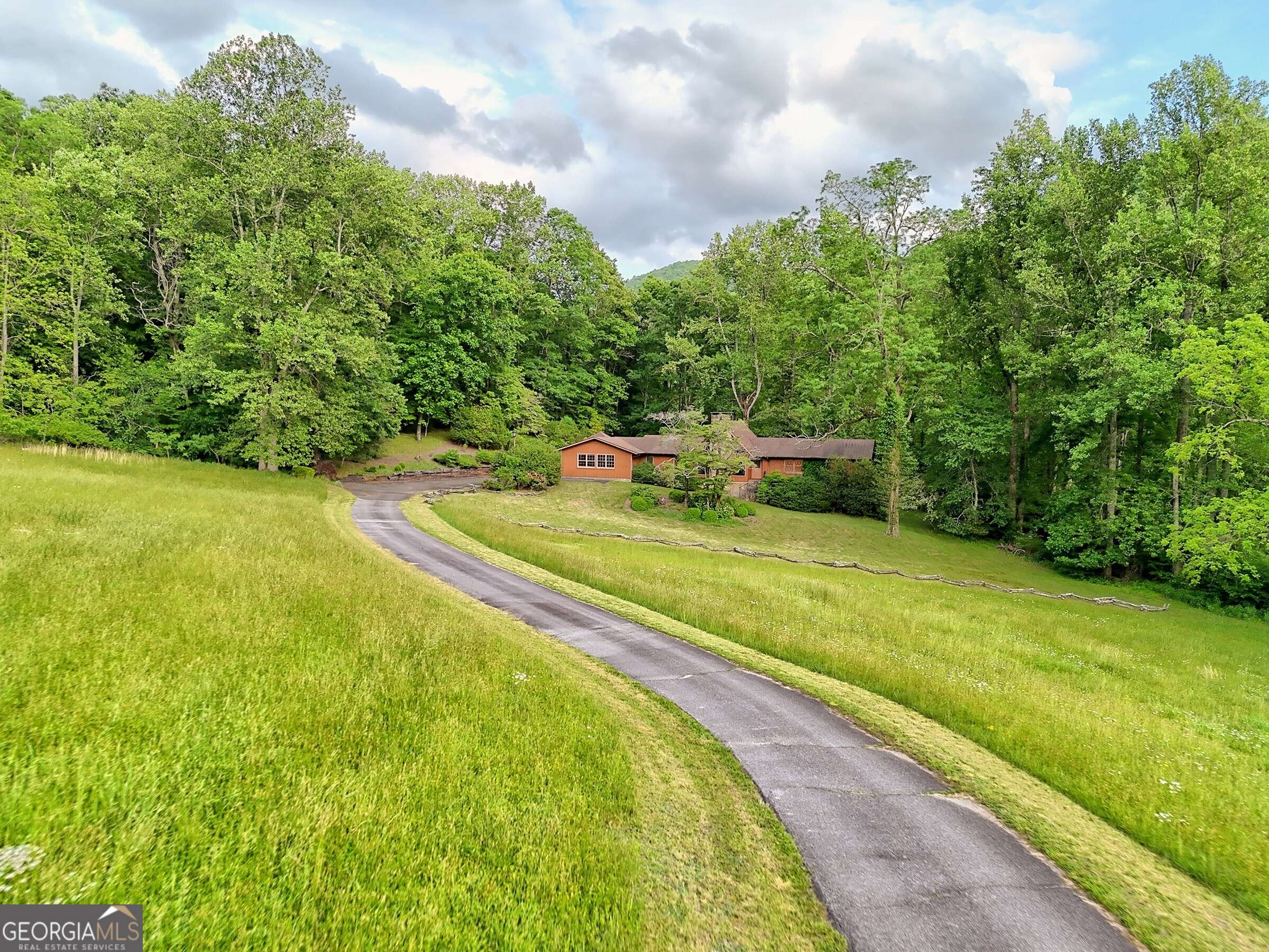 Rabun Gap, GA 30568,726 Cathey RD