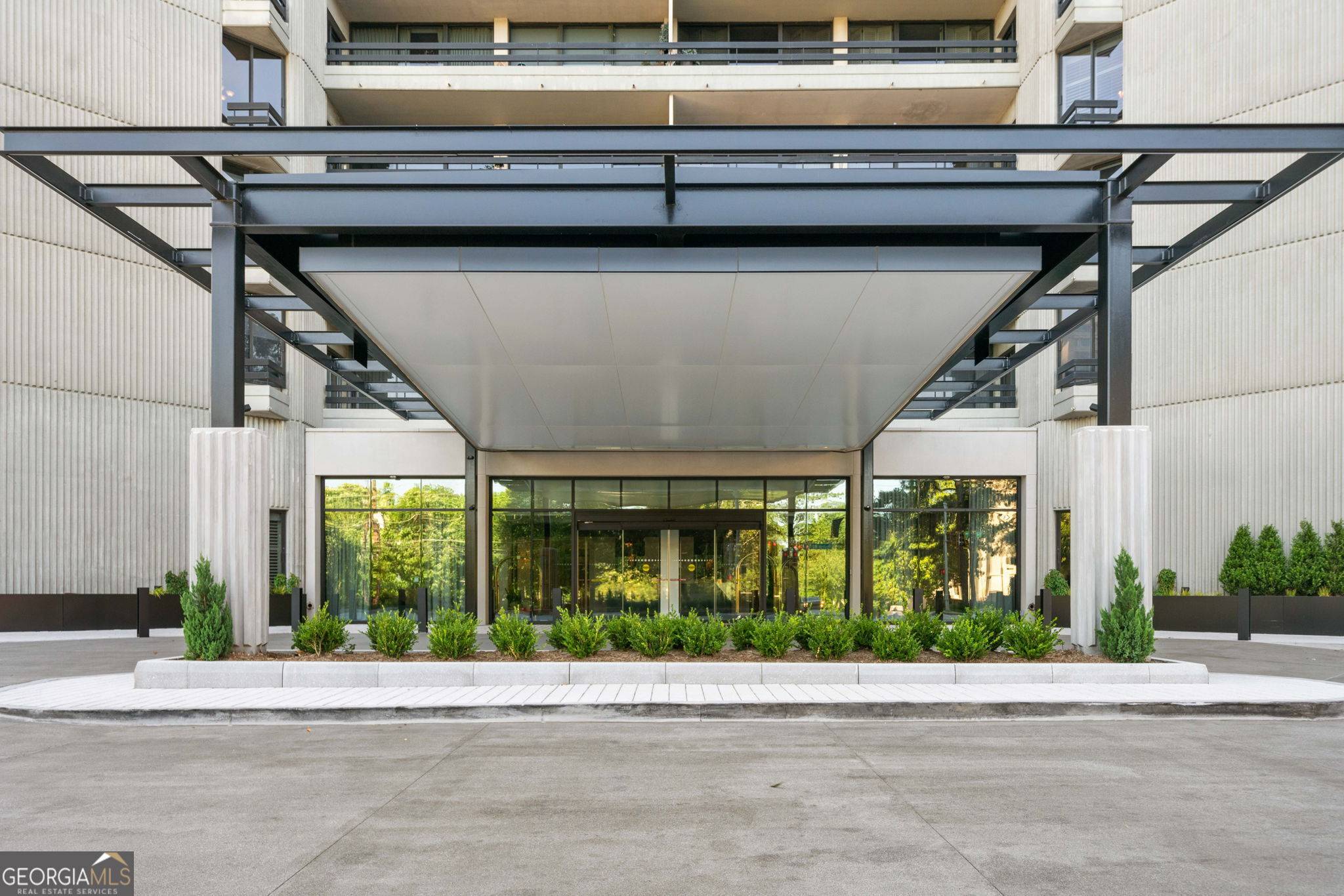 Atlanta, GA 30305,2660 Peachtree RD #6A