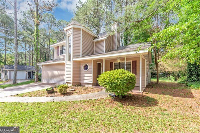 Jonesboro, GA 30238,916 FOREST POINTE WAY