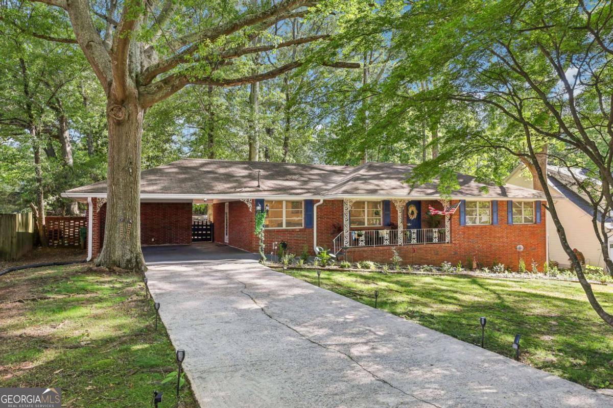 Stone Mountain, GA 30083,5222 Skyline DR