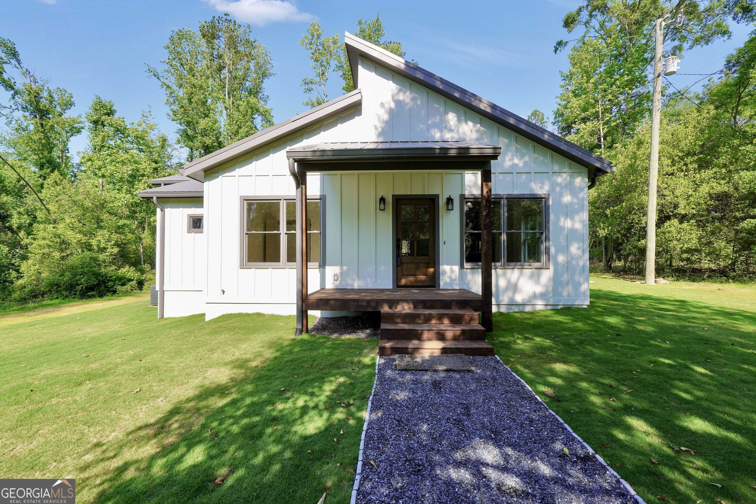 Griffin, GA 30223,107 Houston ST