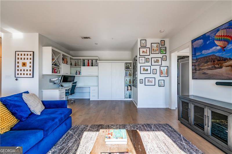 Atlanta, GA 30308,775 Juniper ST NE #601