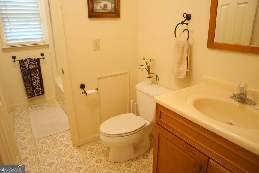 Sparta, GA 31087,84 Helton DR SE