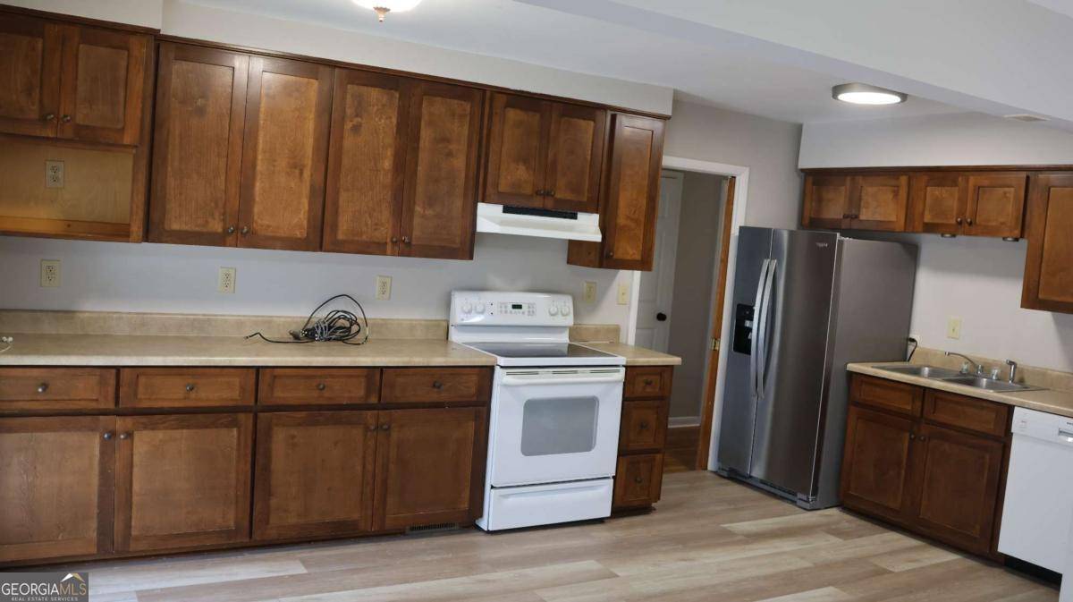 Milledgeville, GA 31061,114 Sycamore RD SW