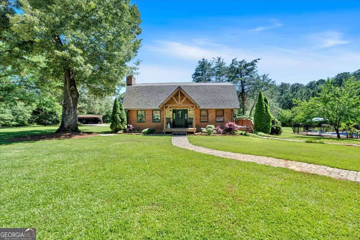 Brooks, GA 30205,179 Hogan RD