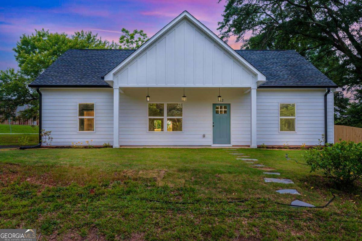 Newnan, GA 30263,12 New ST
