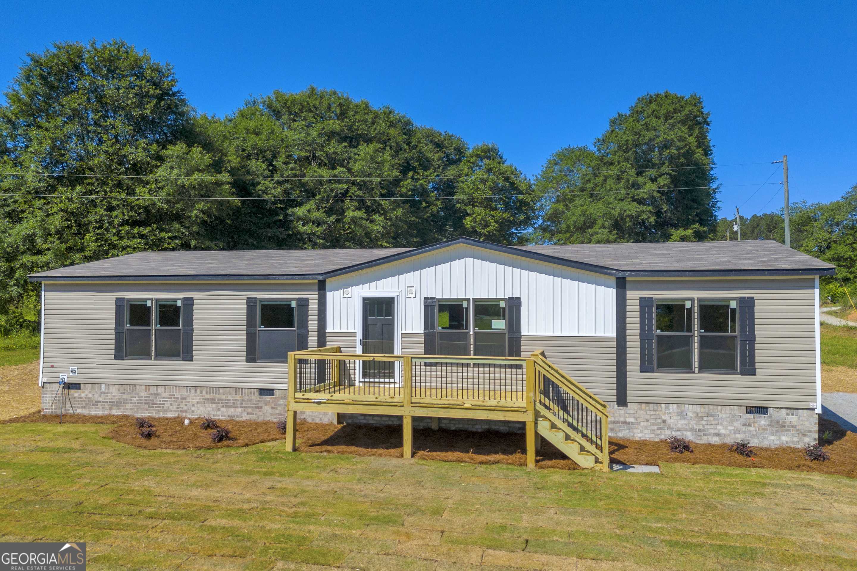 Carnesville, GA 30521,33 Marigold DR