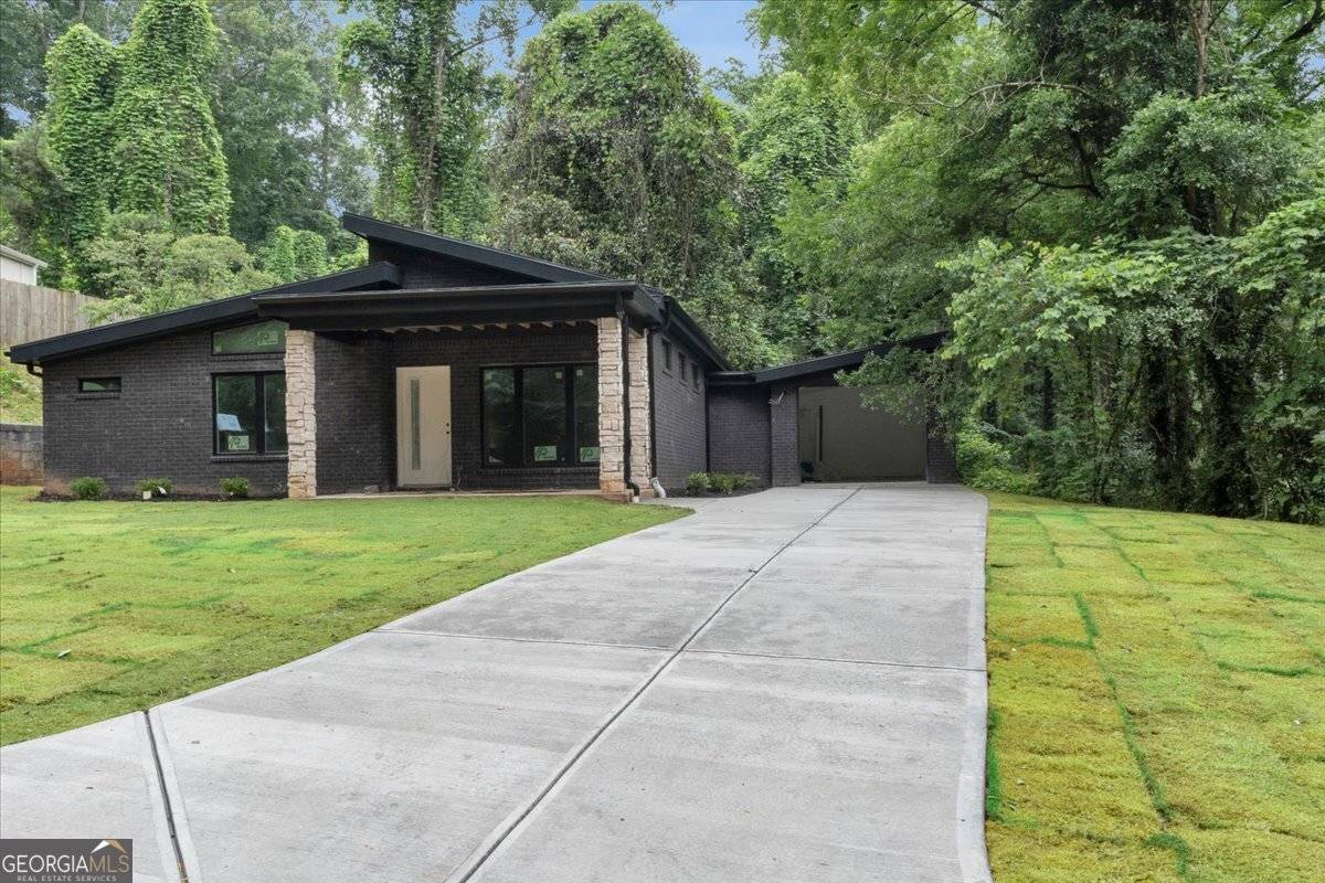 Atlanta, GA 30318,998 Lookout AVE NW