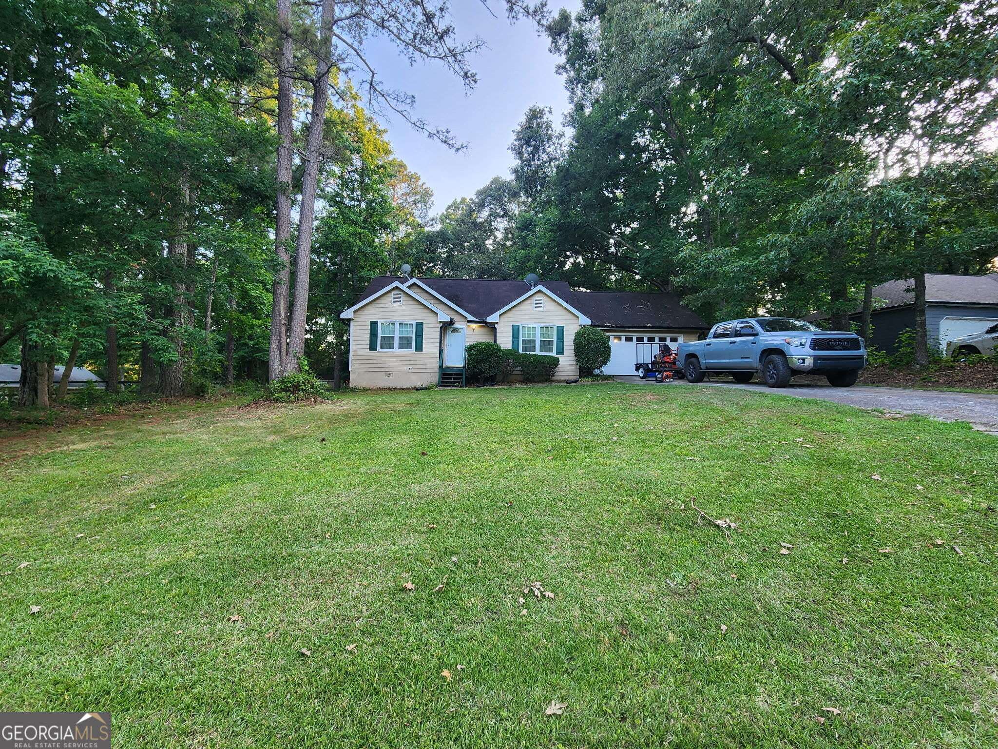 Auburn, GA 30011,273 Apalachee Church RD