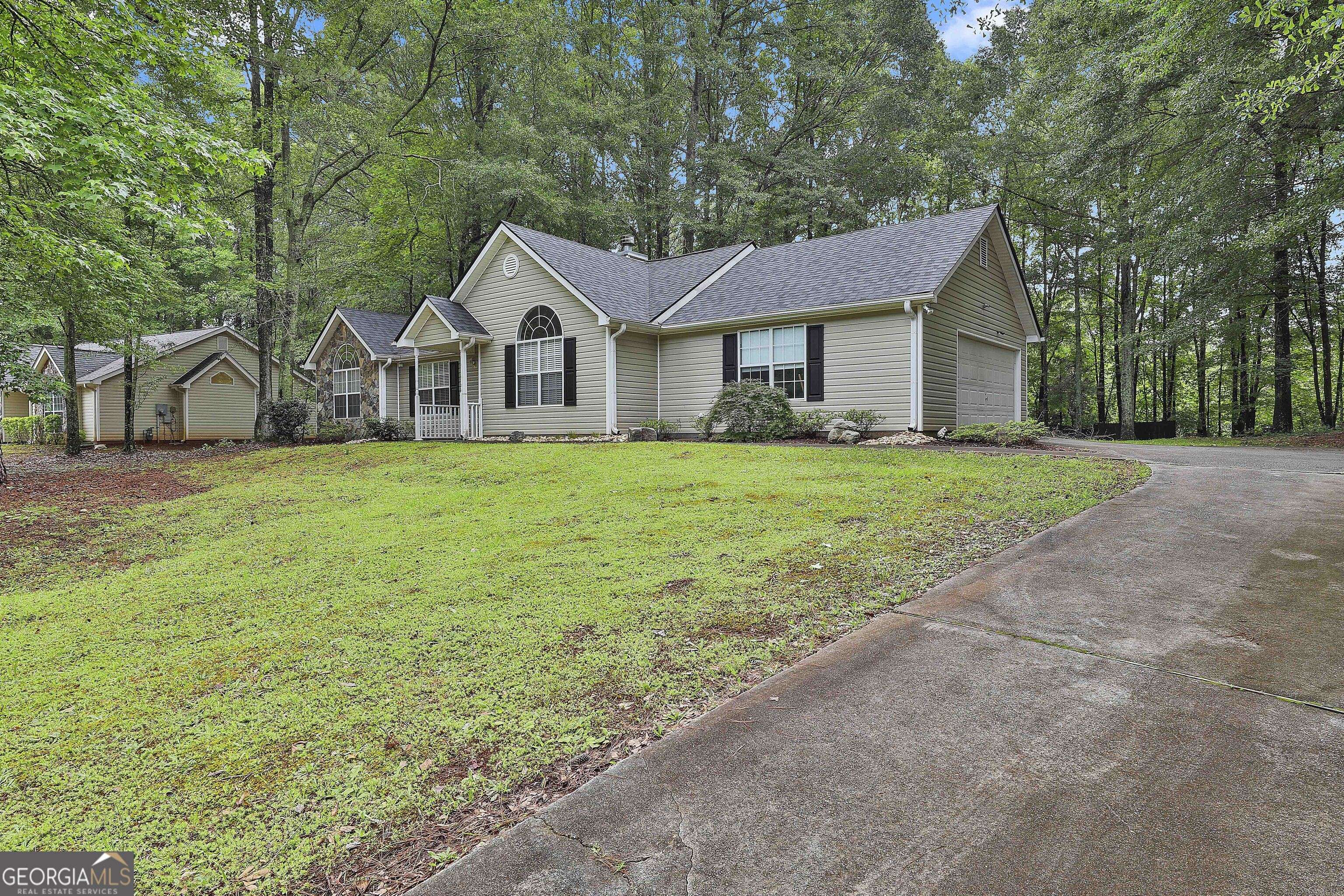 Newnan, GA 30263,24 Four Oaks DR