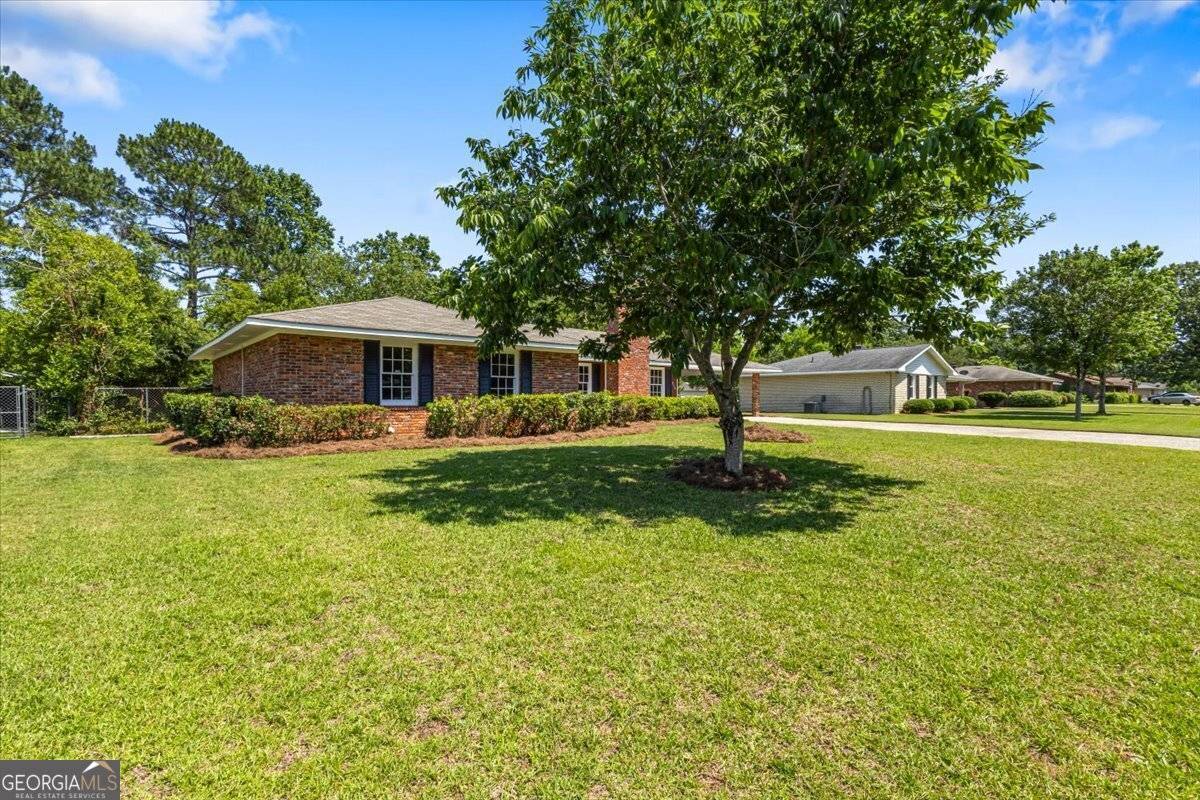 Warner Robins, GA 31093,214 Markwood DR