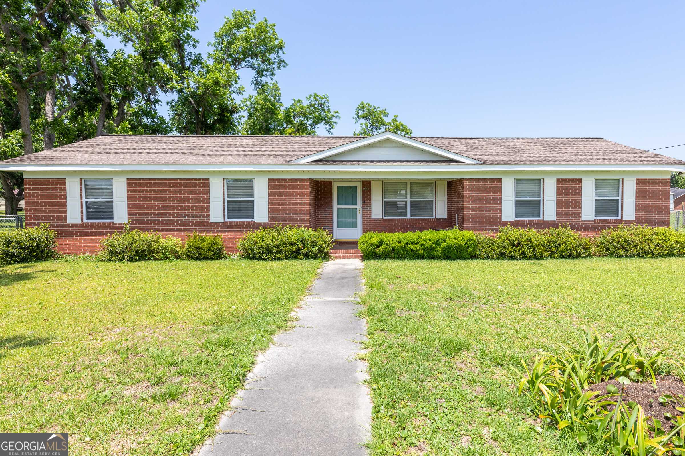 Waycross, GA 31503,2320 Ben Hill AVE