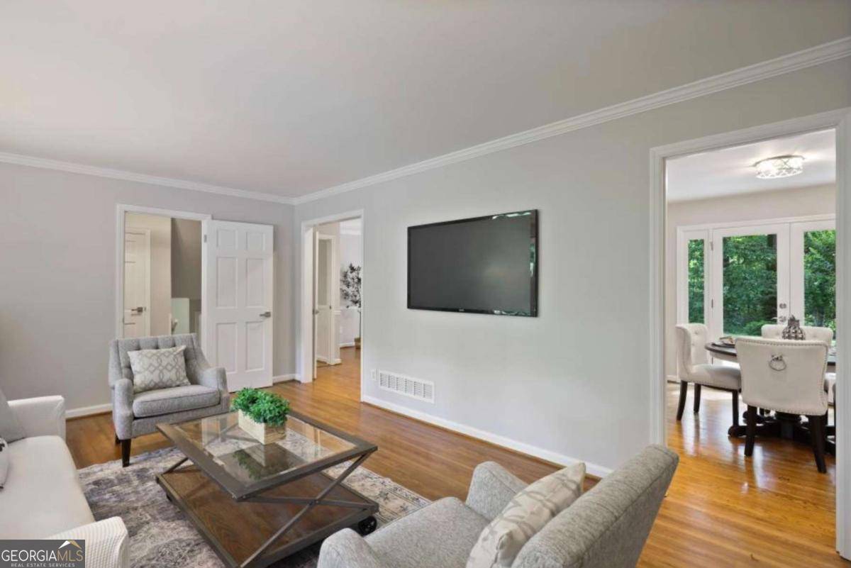 Sandy Springs, GA 30328,225 River Springs DR