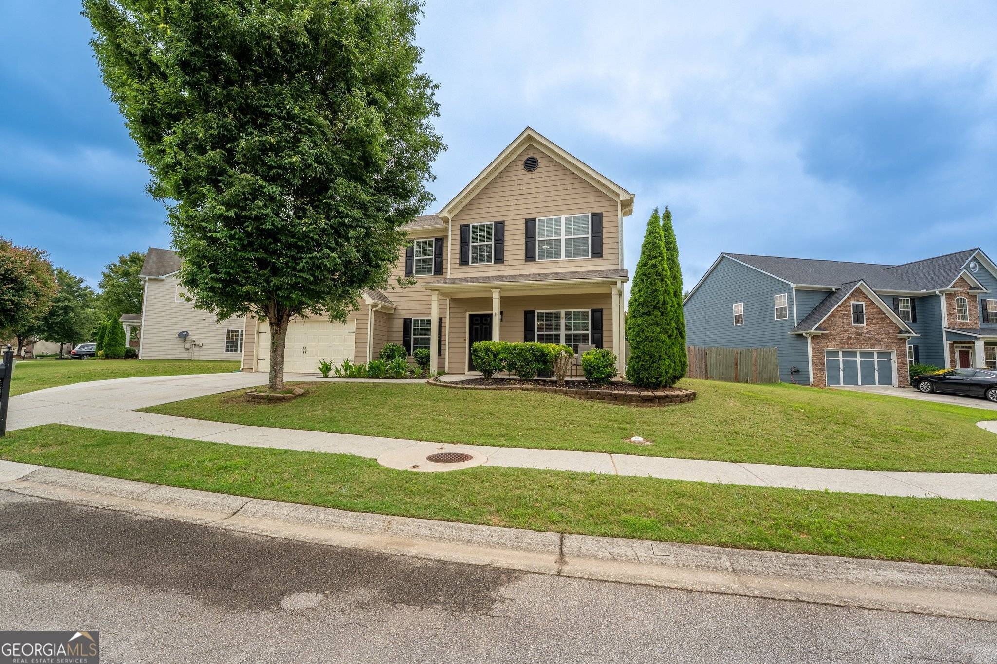 Braselton, GA 30517,1208 LOOWIT FALLS CT