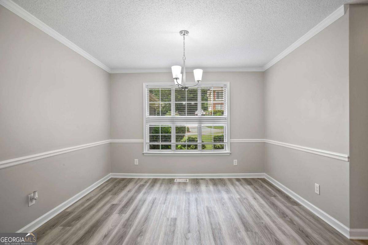 Acworth, GA 30102,1027 Regency DR