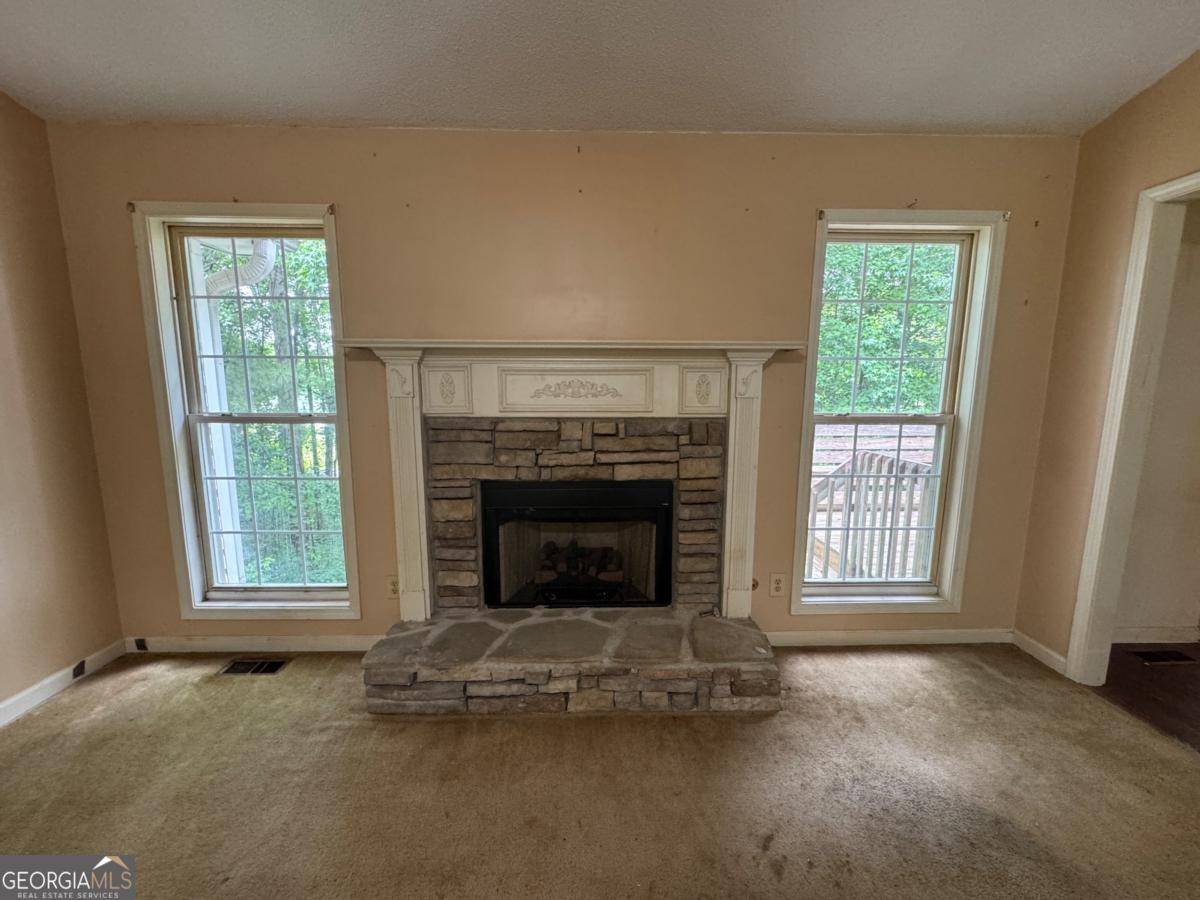 Dallas, GA 30157,134 Summer Lake DR