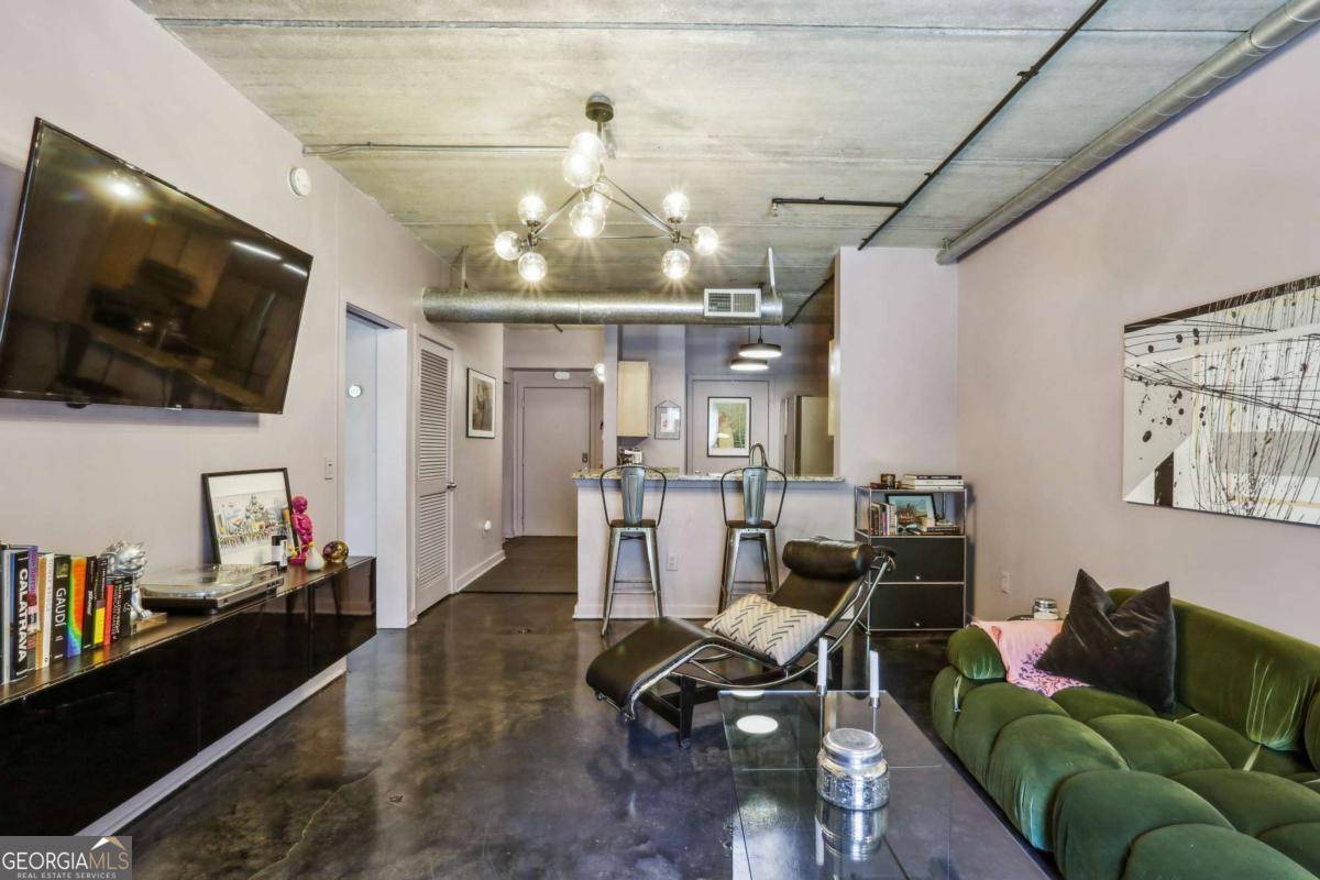 Atlanta, GA 30308,800 Peachtree ST NE #1014