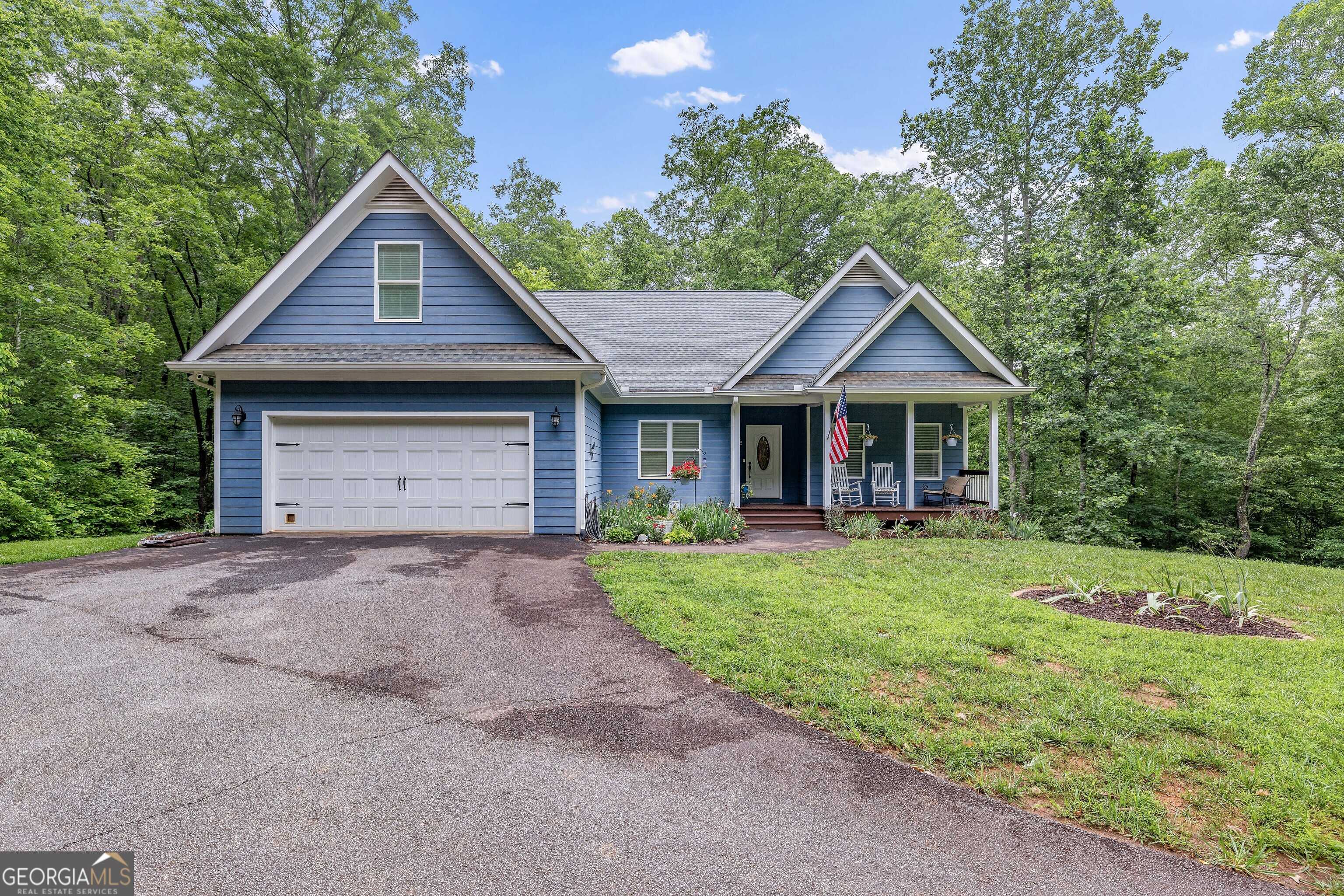 Dahlonega, GA 30533,405 Dugas RD