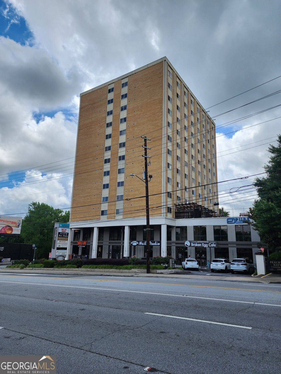 Atlanta, GA 30309,2285 Peachtree RD NE #309