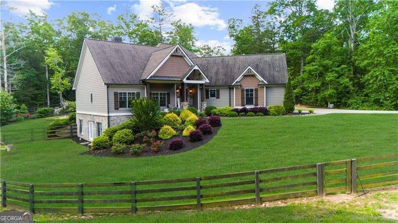 Dahlonega, GA 30533,989 Pink Williams RD